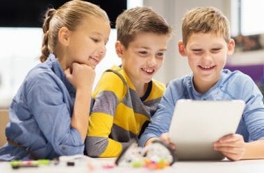 How To Choose a School For Your Children in Portugal